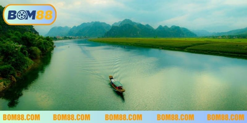 Điềm báo tốt nếu thấy hình ảnh dòng sông chảy hiền hòa trong giấc mộng